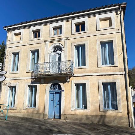 モアサック Au Jardin Bed & Breakfast エクステリア 写真